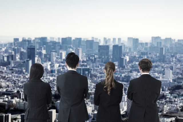 チームビルディングの手法を20個解説｜屋外スポーツも紹介！